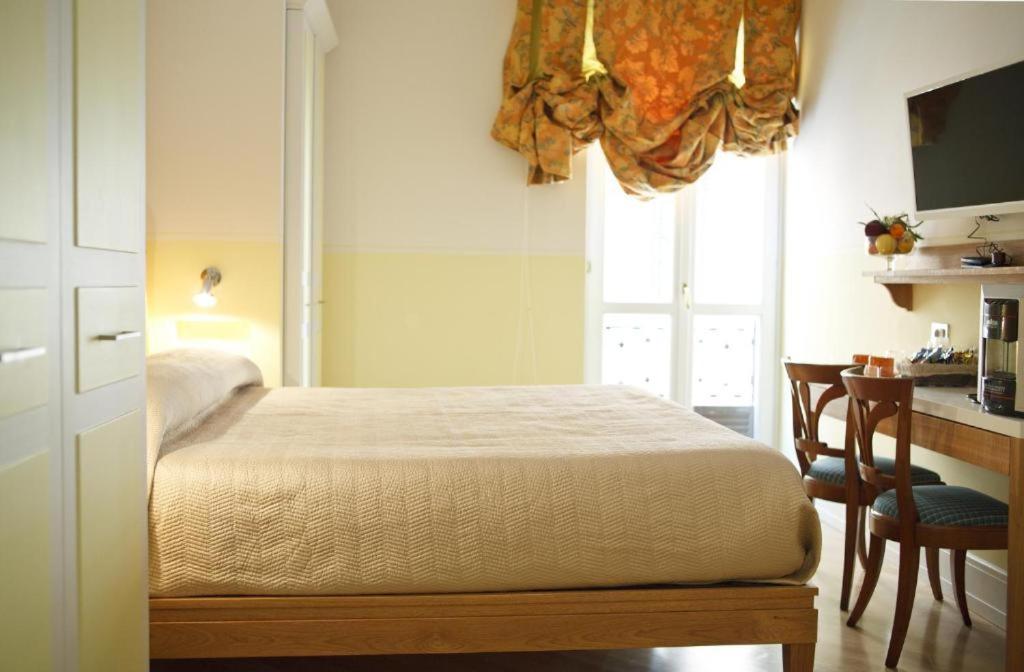 Piazza di Spagna Prestige Petit Roma Esterno foto